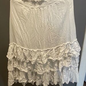 Cream/white layered skirt